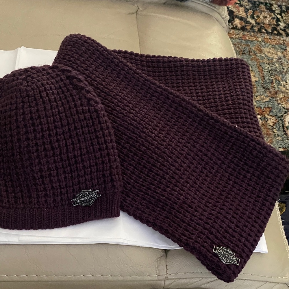 Harley-Davidson Dark Purple Knit Beanie and Scarf Set